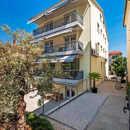 Apartments Anamar Rovinj Exterior photo