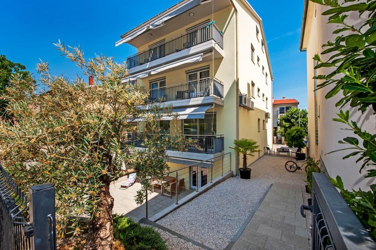 Apartments Anamar Rovinj Exterior photo